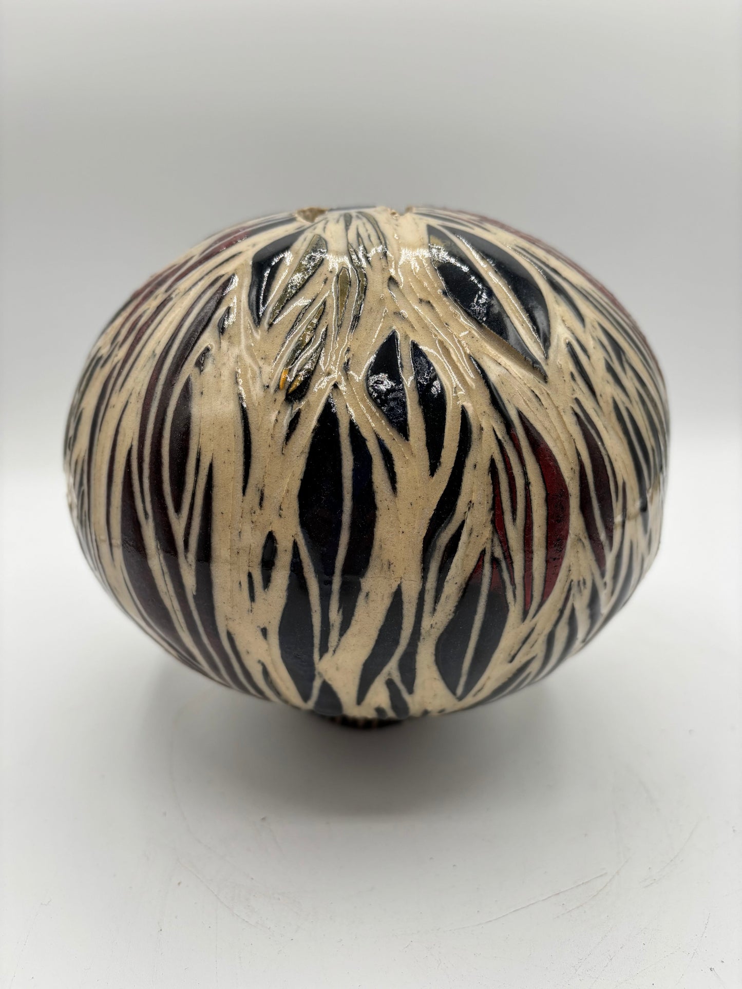 Contemporary Clay Vessel "Moon Jar, Sgraffito"