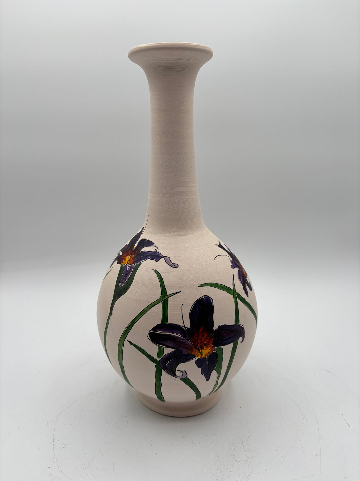 Clay Vessel "Simply Lilies"