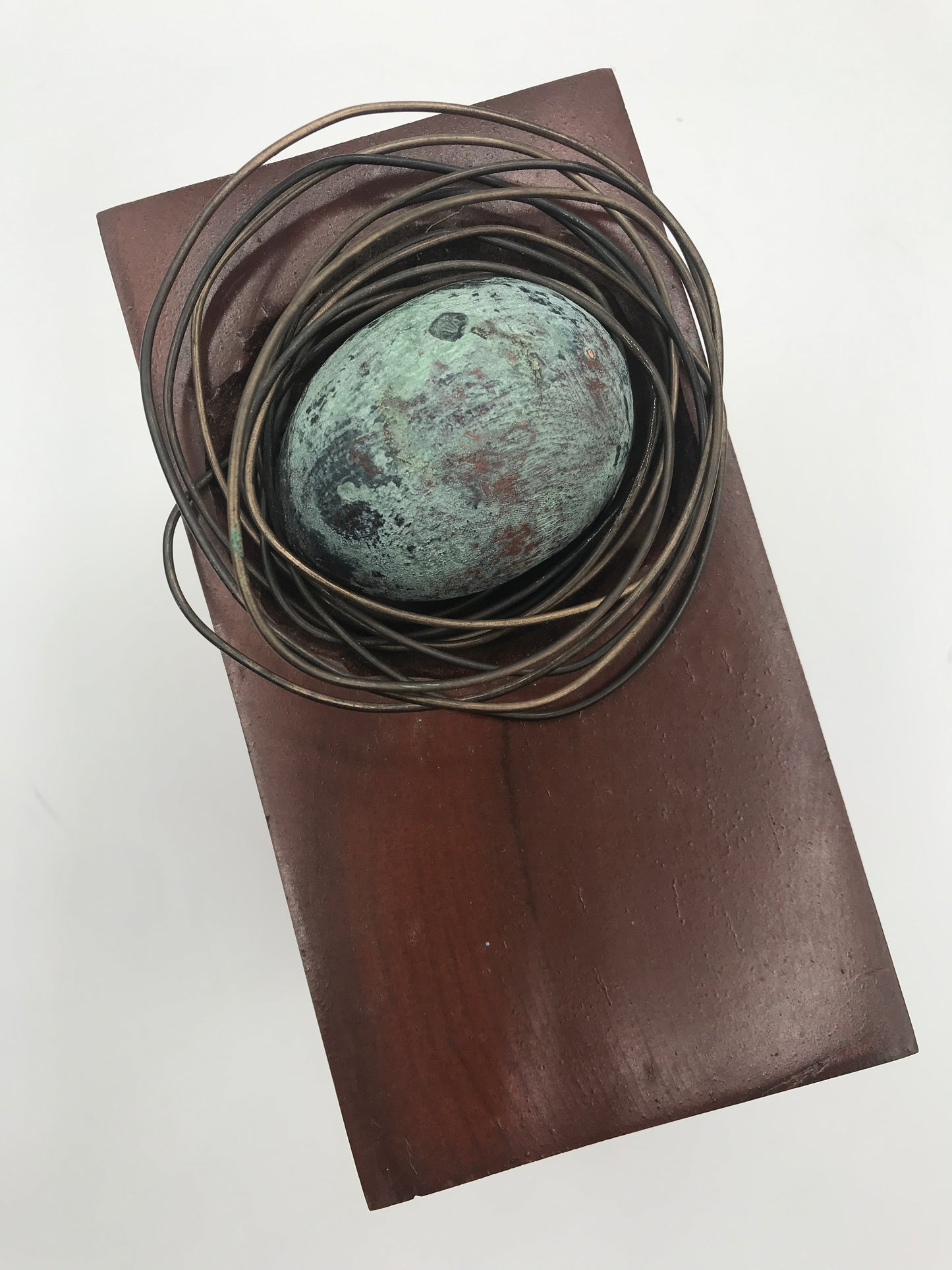Wooden Nest - Bronze with Wire Nest