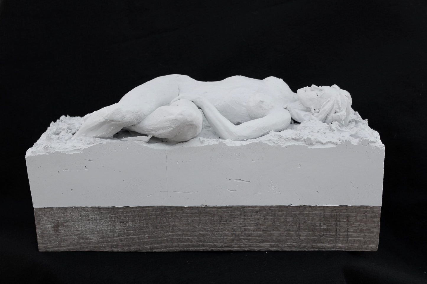Clay Figure Sculpture "Sea of Dreams"