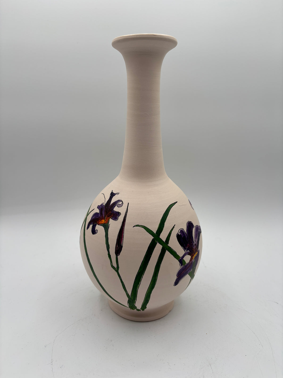 Clay Vessel "Simply Lilies"